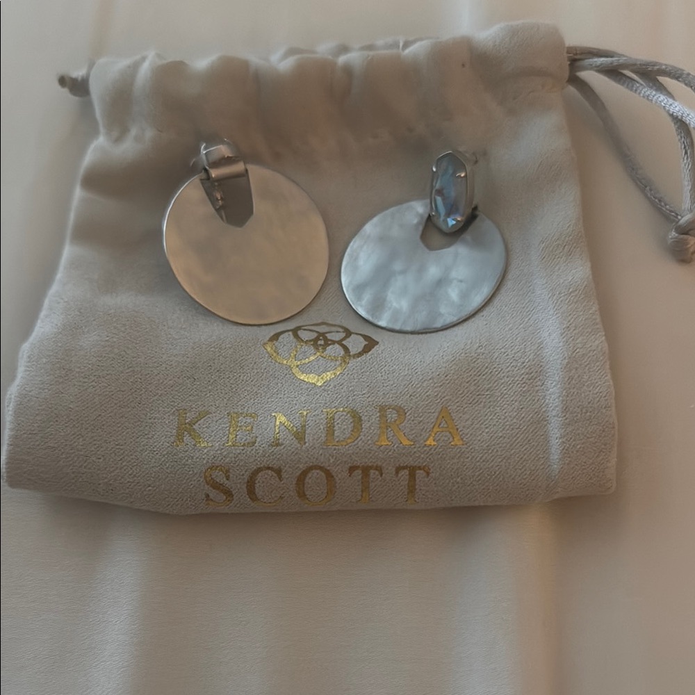 Kendra Scott Hanmered Silver Earrings